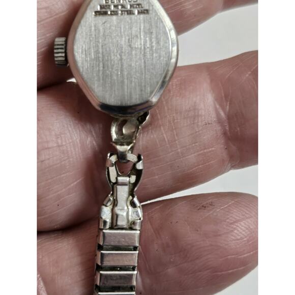 Vintage Ladies Benrus 17 Jewel 2 Diamonds Cocktail Mechanical Wind Watch - Picture 11 of 15